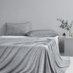 Reiteag MagicSleep Kühldecke mit Arc-Chill 5.0 – Atmungsaktive Sommerdecke für erholsamen Schlaf – Bild 2
