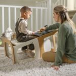 Maxi-Cosi Toucan 3-in-1 Lernturm Montessori – Holzturm mit 3 Höhen & Tafel für 1,5–99 Jahre – Bild 2