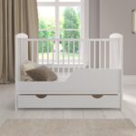 Love For Sleep Babybett 120x60 cm Weiß – Mitwachsendes Gitterbett mit Schublade & Matratze – Bild 4