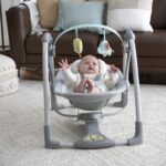 Ingenuity Swing and Go Portable – Tragbare Babyschaukel mit Hybridrive Technology – Bild 2