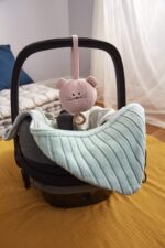 LÄSSIG Baby Einschlagdecke 85x85 cm – Bio-Baumwolle mit Kapuze für Autositz – Bild 9