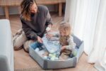 MoMi PASTEL 3-in-1 Spielbogen & Krabbelmatte – Sensorische Aktivitätsmatte für Neugeborene – Bild 10