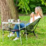 ALPINEZ Campingtisch 60x40 cm höhenverstellbar – Klappbarer Outdoor Tisch mit Tragegriff – Bild 2