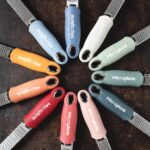 Microplane Zester Küchenreibe Anthrazit – Profi-Reibezange für Käse, Zitrus & Gewürze – Bild 9