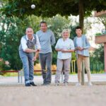 Relaxdays Boule Set mit 12 Metallkugeln & Zielkugel – Profi Petanque für Garten & Strand – Bild 6