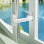 SAFELON 2er Set Verstellbares Fensterschloss – Kindersichere Fensterbegrenzung für Sicherheit & Lüftung