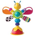 Lamaze Freddie Hochstuhlspielzeug mit Saugnapf – Motorikförderung ab 6 Monaten – Bild 5