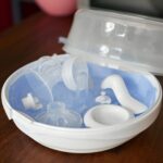 Philips Avent Mikrowellen-Dampfsterilisator für 4 Babyflaschen – 2-Minuten-Sterilisation – Bild 2
