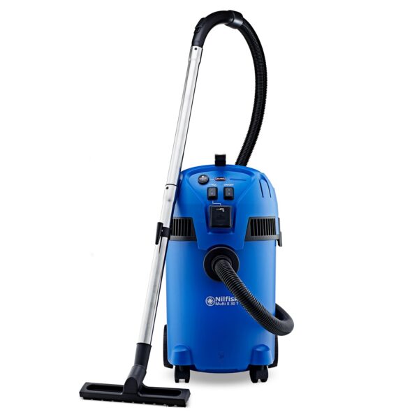 Nilfisk Multi II 30L T Nass-Trockensauger mit Steckdose – 1400 W für Werkstatt & Garten