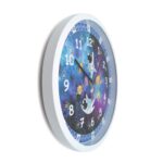 K&L Wall Art Astronauten Wanduhr 30cm – Lautlose Lernuhr für Kinder – Bild 5
