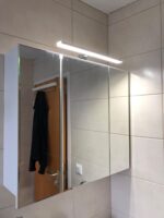 Azhien LED Spiegelleuchte 40cm 10W 820lm Kaltweiß – Badezimmerleuchte IP44 mit 3in1 Montage – Bild 10