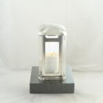 Grablampe Venezia Edelstahl mit Granitsockel – Kristallglas & Magnetverschluss 13×13×24 cm