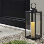 Lights4fun Metalllaterne 46 cm mit LED-Kerze & Timer – Wetterfest für Innen & Aussen – Bild 5