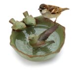 Vogeltränke Keramik 15x15cm mit 2 Dekovögeln – Winterfest für Balkon & Garten