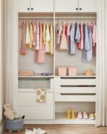 SONGMICS 50er Set Kinderkleiderbügel Samt – Rutschfest & platzsparend für 0-6 Jahre – Bild 8