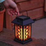 Festive Lights 17,5cm Solar Laterne mit flackernder LED-Flamme – Gartenbeleuchtung IP44 – Bild 8