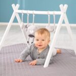 roba Baby-Spielbogen Montessori – Holz-Babygym mit Greiftrainer für motorische Entwicklung – Bild 4