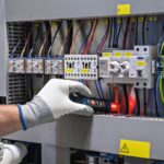 Bosch Professional Spannungsprüfer GVD 1000-17 – berührungslos bis 1000V für Profis – Bild 7