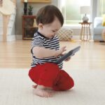 Fisher-Price Lernspaß-Tablet – Interaktives Lernspielzeug mit Smart-Stages für Babys ab 1 Jahr – Bild 2