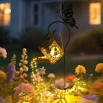 GuKKK Solar Gießkanne Lichterkette – Romantische Gartendeko mit LED Glaskugel & Schäferhaken