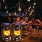 Shinmax Solar Laternen 2er Set – Retro Gartenlaternen mit Flammeneffekt für Aussen – Bild 4
