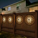 Lifeel Solarlaterne 2er Set – Dekorative Gartenleuchte mit floralem Muster für Außen – Bild 3