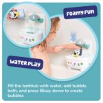 Toomies Bluey Dusche & Schaumbad – Interaktives Badespielzeug ab 18 Monaten – Bild 4