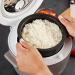 Yum Asia Tsuki Mini-Reiskocher 2,5 Tassen – Fuzzy-Logik mit Shinsei-Keramik – Bild 2