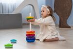 FANCY 40 cm Stapelpyramide mit Spiralgewinde – Motorik-Spielzeug für Babys ab 1 Jahr – Bild 6