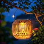 Solarlaterne Rattan 15×15×22 cm – Bohemian Außenleuchte mit Dämmerungssensor