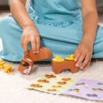 Melissa & Doug Blockables Bauernhof – 56-teiliges Holzbaustein-Set für Kinder ab 2 Jahren – Bild 6