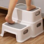 metaheim Tritthocker 2 Stufen für Kinder – Sicherer Badezimmer-Hocker mit Anti-Rutsch – Bild 2