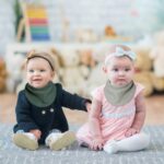 lulumoon Baby Lätzchen 8er-Set – 4-lagiges Musselin Halstuch für 0–36 Monate – Bild 4