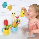 Yookidoo Pour N Grow Pop-Up Garden – Interaktives Badespielzeug mit Gießkanne ab 18 Monaten – Bild 2
