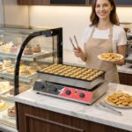 CROSSON 50-Loch Mini Pfannkuchenmaker 43 mm – Kommerzielle Poffertjes-Backmaschine für Gastronomie – Bild 2
