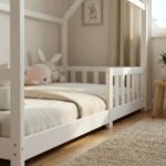 ecomi® Kinderbett 90x200 Hausbett – Bodenbett mit Rausfallschutz & Lattenrost Kiefer Weiß – Bild 4