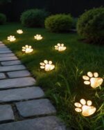 6er-Set Solar Bodenleuchten Pfotenabdruck – Warmweisse LED Gartenbeleuchtung für Aussen – Bild 7