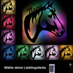Namofactur Pferde-Wandlicht personalisiert mit Wunschname – LED Farbwechsel Holzlampe für Kinderzimmer – Bild 2