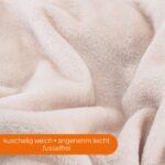 Deitert Kuscheldecke 150x200cm mit Personalisierung – Weiches Fleece Wohndecke Karamell – Bild 7