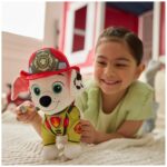 PAW PATROL Fire Rescue Marshall Deluxe Plüschtier 25 cm – Feuerwehr-Abenteuer für Kinder – Bild 5
