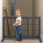 Relaxdays Absperrgitter ausziehbar 56x70-108 cm – Schutzgitter für Treppen & Türen – Bild 2