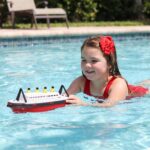 Toyland® 41cm Titanic-Spielzeugschiff – Schwimmendes Wasserspielzeug für Badewanne & Pool – Bild 5