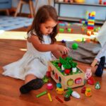 KMTJT Montessori Holzspielzeug 7-in-1 – Lernspiel für Kinder ab 2 Jahren – Bild 6