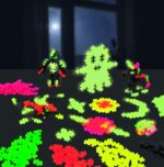 Plus-Plus Mini Build and Glow 360er Set – Nachtleuchtendes Konstruktionsspielzeug für Kinder – Bild 2