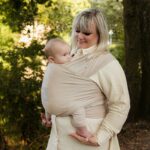 manduca Sling – Elastisches Babytragetuch aus Bio-Baumwolle für Neugeborene bis 15 kg – Bild 2