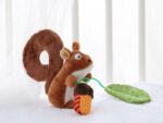 Sigikid Eichhörnchen Anhänger mit Rassel – Motorik-Spielzeug für Babys ab Geburt – Bild 7