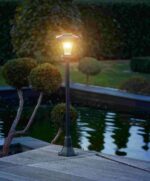 Bonetti Solar Gartenlaterne 120 cm – LED Straßenlaternen-Design mit Lichtsensor & Warmweiss – Bild 2