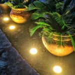 Nurkoo 12er Set Solar Bodenleuchten mit 12 LEDs – Warmweiss Gartenbeleuchtung für Aussen – Bild 2