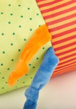 Sigikid Krabbelrolle Hase – Babyspielzeug mit Rassel, Spiegel & Greifhenkeln – Bild 5
