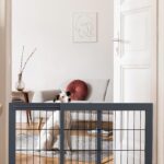 Relaxdays Absperrgitter ausziehbar 56x70-108 cm – Schutzgitter für Treppen & Türen – Bild 4